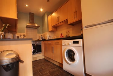 3 bed flat, Helmsley Road, Sandyford, Newcastle, NE21DL - Image 1